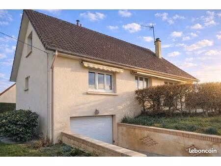 pavillon 6 pièces 128 m²