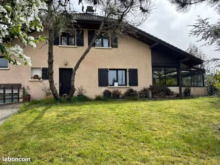 maison individuelle 5 chambres avec grand jardin  piscine et terrasse à douvaine – proche 