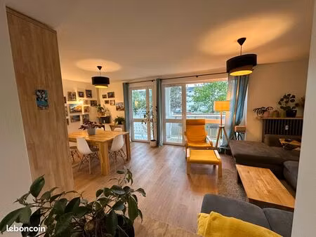 appartement t3/t4 annecy centre + balcon