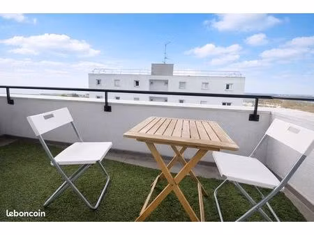 studio 3 pièces 66 m²