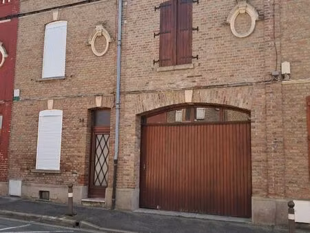 maison sans frais d'agence: garage  fosse  sous-sol  cave  jardin 1 dépendance  salon  trè