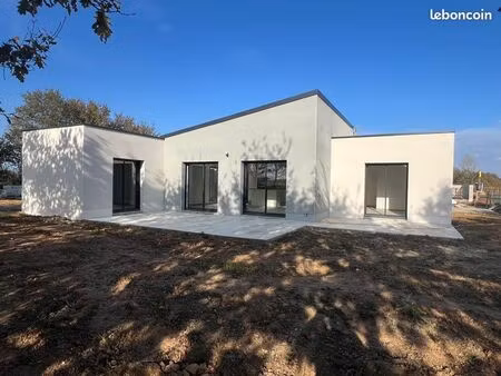 maison neuve lumineuse