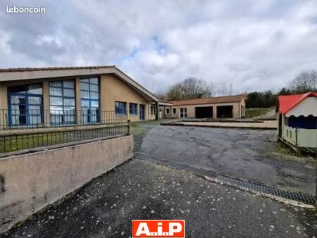 maison 1 pièce 83 m²