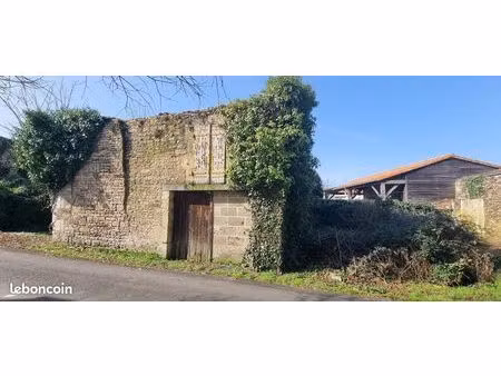 maison 1 pièce 50 m²