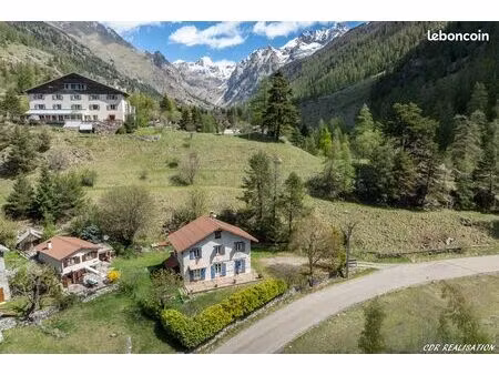 maison 5 pièces 114 m²