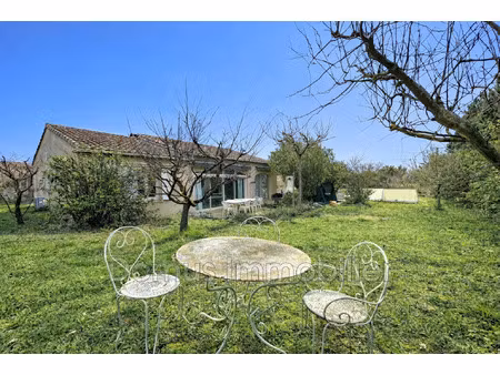 vente maison 6 pièces 136 m² saint-saturnin-lès-avignon (84450)