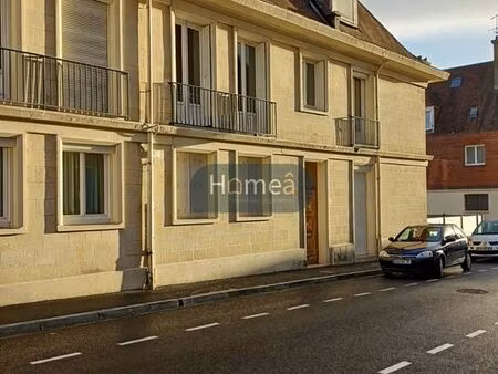 immeuble 6 pièces 135 m²