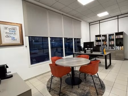 30m2 tout équipé (bureau de direction ou pour 2 à 4 personnes)