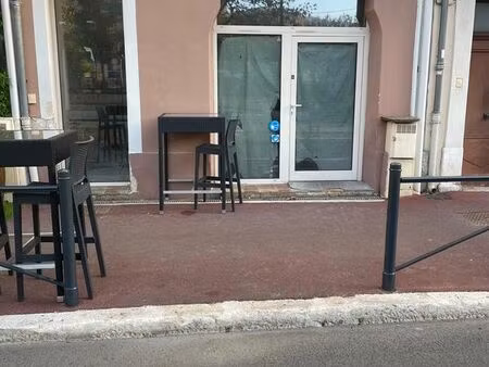 local bail à céder au rdc 28m2 belle emplacement