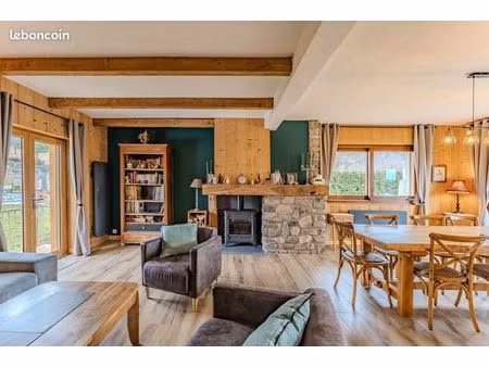 maison indépendante divisée en 2 logements à thollon-les-mémises