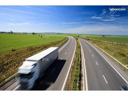 terrain 25 127 m² monthyon