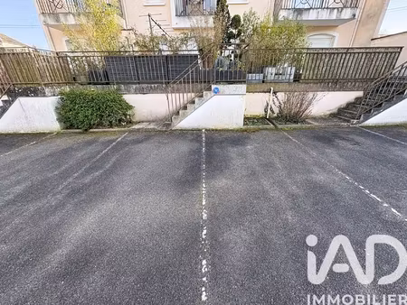vente parking/box undefined m²