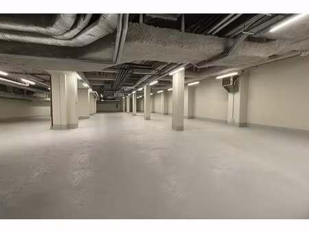 local 150 m² paris 10