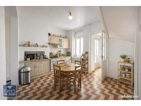 maison 4 pièces 74 m²