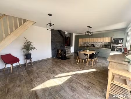 maison 6 pièces 160 m²
