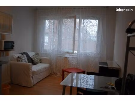 loue studio de 19 m² - centre ville