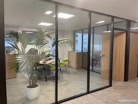 loue bureau dans espace de co working