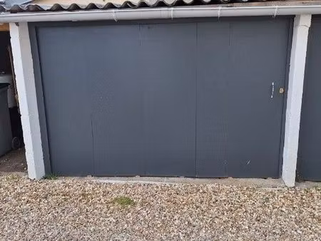 parking/box 12m2 - caudebec-lès-elbeuf