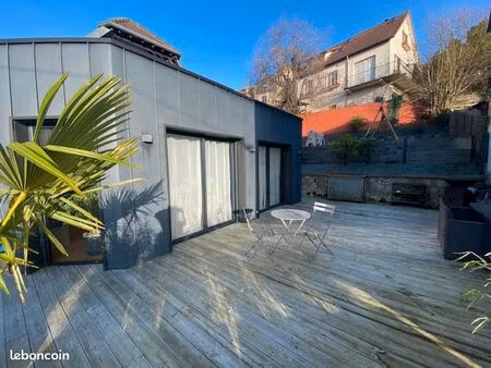 maison 7 pièces 145m²