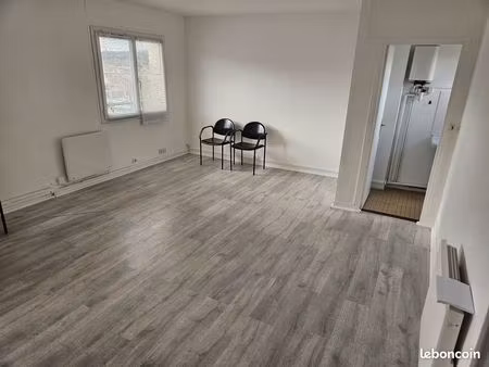 immeuble petit couronne