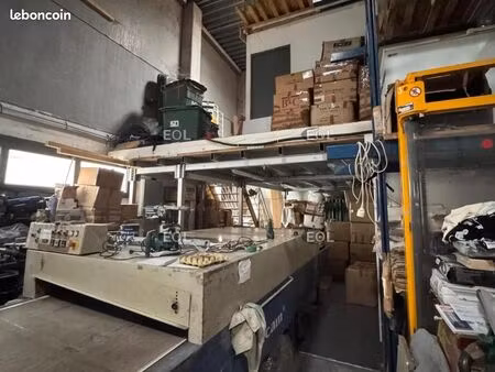 local bureaux 393 m²