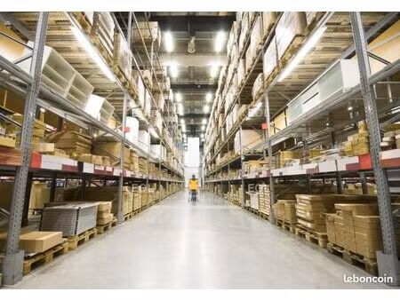 local bureaux 3 453 m²