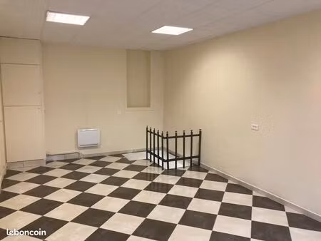 vente murs de boutique louer melun