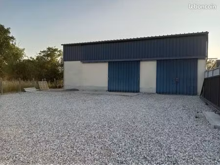 atelier/local pro 100 m²