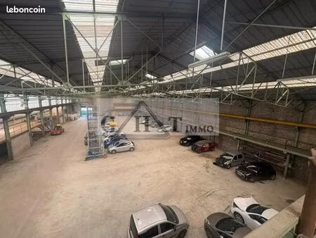 local industriel 2 000 m²