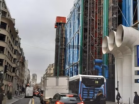 boutique 163 m² paris