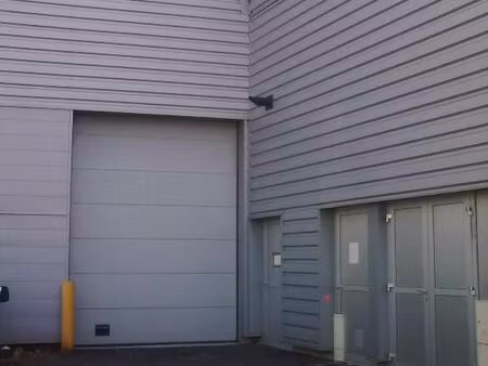 local d'activite 305 m² harfleur