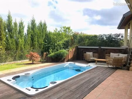 maison 10 pièces 296 m²