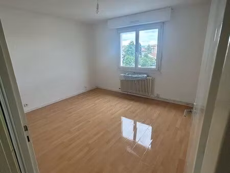 apparemment à louer