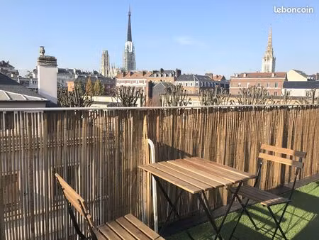 appart lumineux avec balcon quartier saint-marc