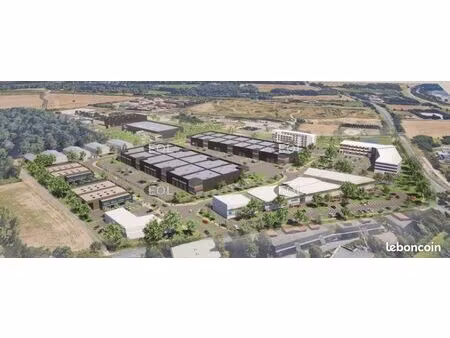 local bureaux 1 816 m²