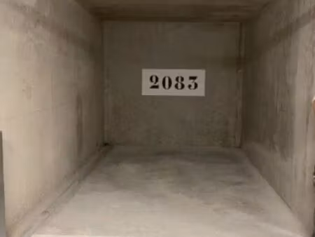 emplacement de stationnement/parking – 4  rue zacharie 78500 sartrouville