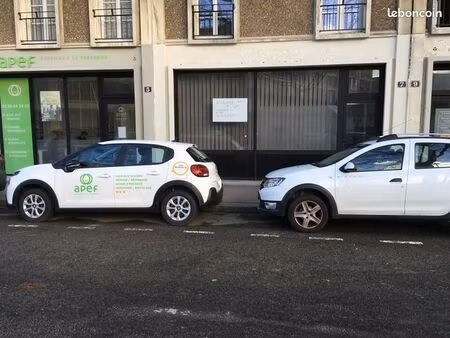 murs commerciaux à vendre