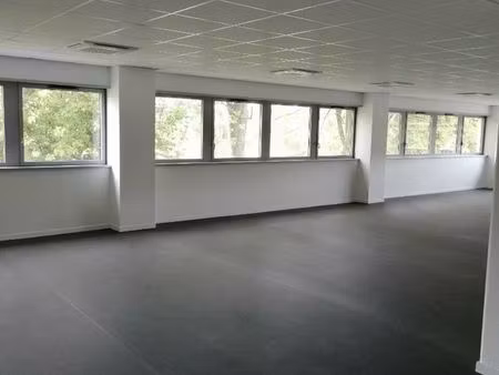 bureaux 142 m² mont-saint-aignan