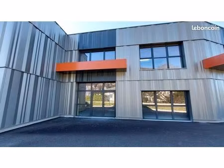 local d'activité 92 m²