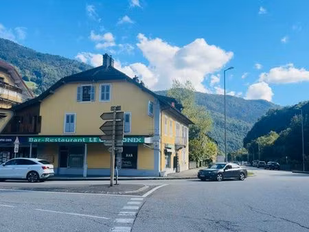 local commercial 67m2 avec terrasse couverte