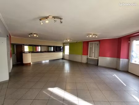 local commercial 110m2