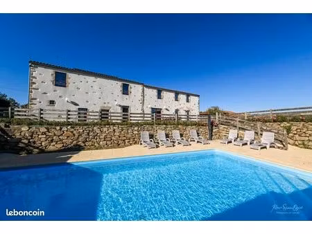 longère 8 pièces 244 m²