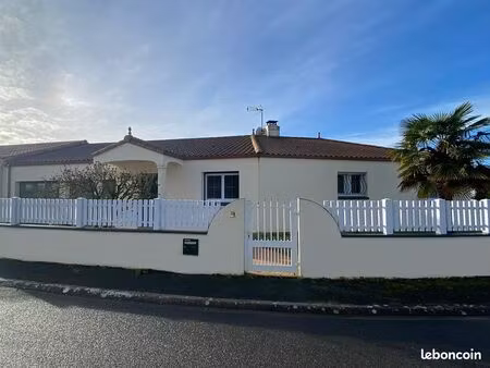 maison 6 pièces 120 m²