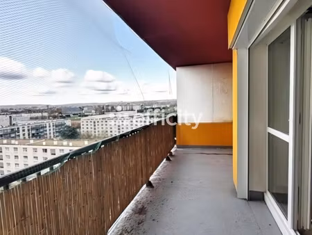 appartement 4 pièces - 75 m²