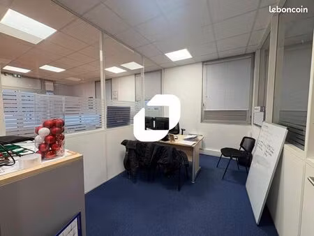 bureau 95 m²