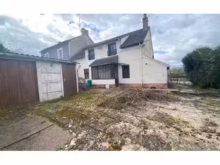 maison rouy 80 m² t-4 à vendre  33 000 €