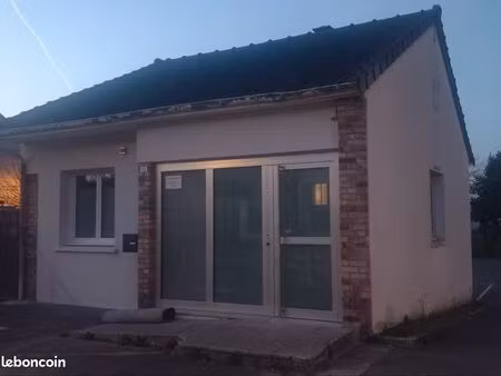 location cabinet paramédical maurecourt