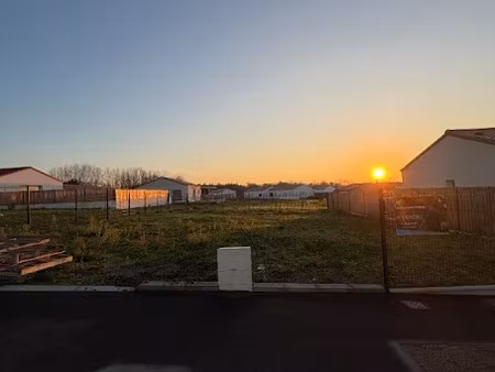 vente terrain 308 m² à avrille (85440)  52 000 €