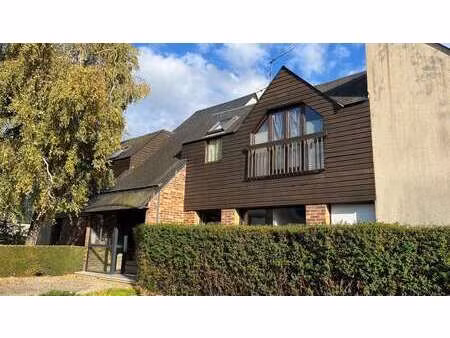 location appartement 2 pièces à caen (14000) : à louer 2 pièces / 47m² caen