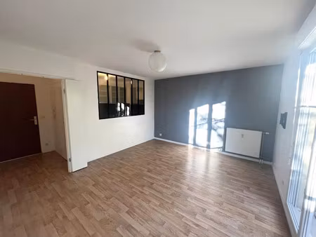 location appartement 3 pièces 52 m² à meaux (77100)  990 €